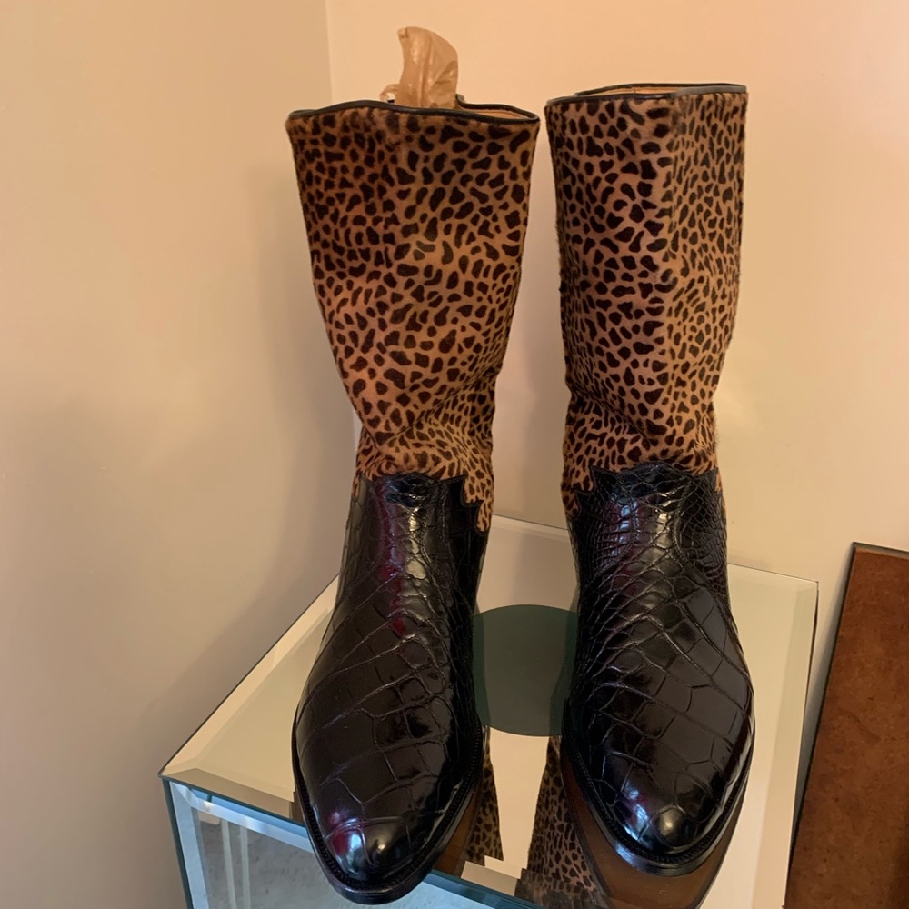 Unique Brand New Davanzati Alligator boots with genuine pony hair